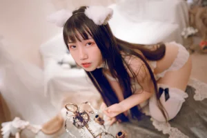 《狐狸》｜不呆猫 · 26张写真