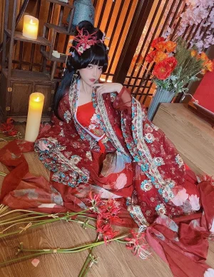 《抚绸衣庄》｜凛子酱 · 26张写真
