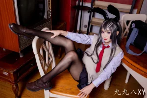 《麻衣学姐》｜九九八 · 46张写真
