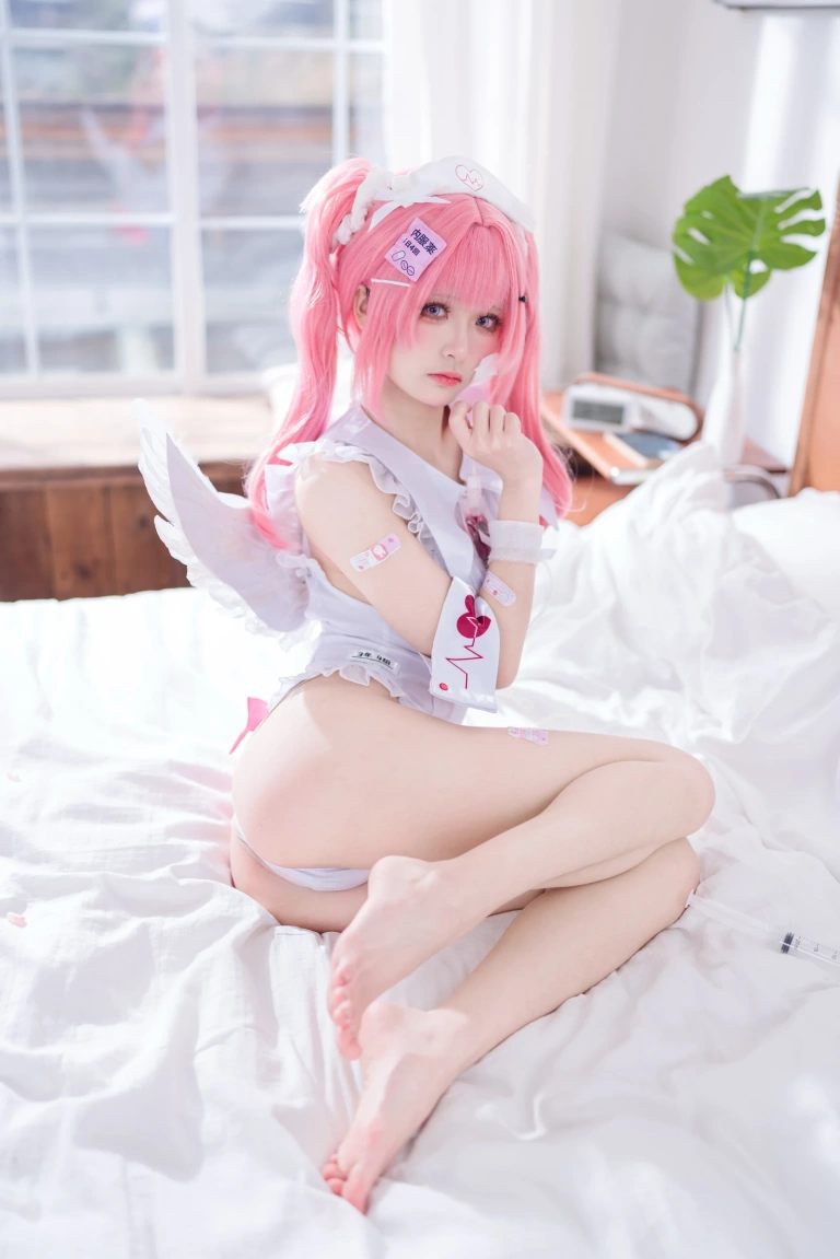 《吸血鬼小护士同人》｜九柒喵 · 48张写真
