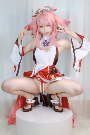 《Yae Miko 八重神子》｜朝霧愛 · 35张写真