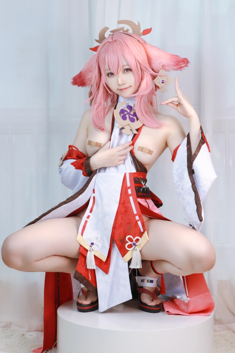 《Yae Miko 八重神子》｜朝霧愛 · 35张写真