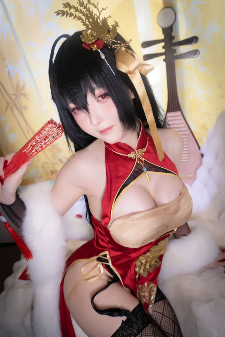 《大凤旗袍》｜一小央泽 · 103张写真、2 个视频
