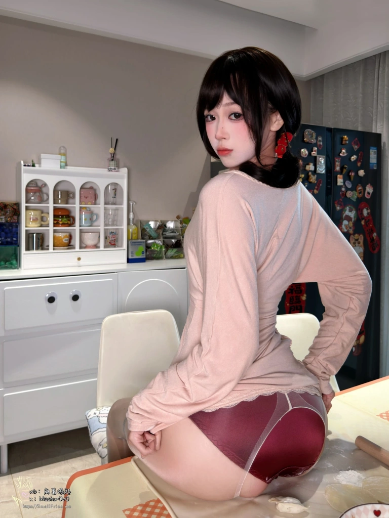 《岁末情书》｜麻薯好吃 · 105张写真、1 个视频