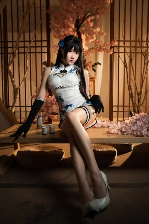 《瓶儿》｜瓜希酱 · 12张写真