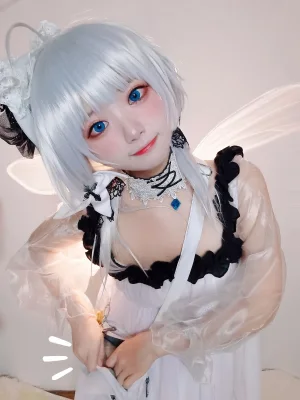 《碧蓝航线 小光辉》｜伊喵君 · 19张写真