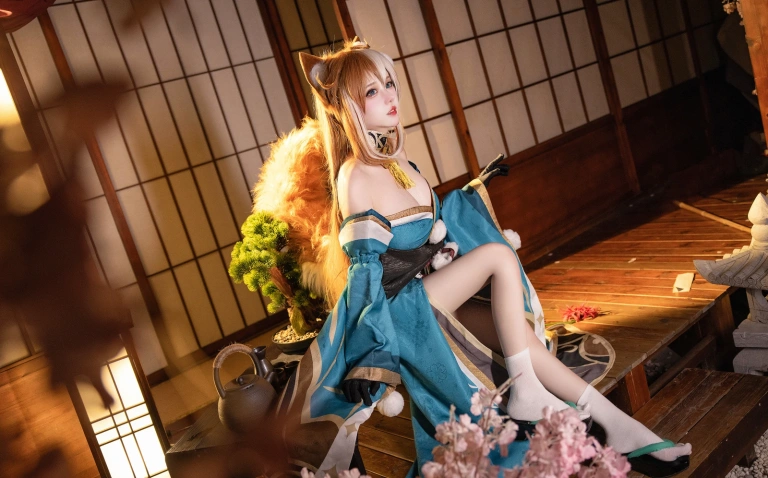 《希娜小姐》｜凛子酱 · 21张写真