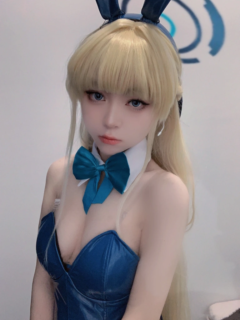 《蔚蓝档案 飞鸟马时兔女郎》｜矢量鱼 · 34张写真
