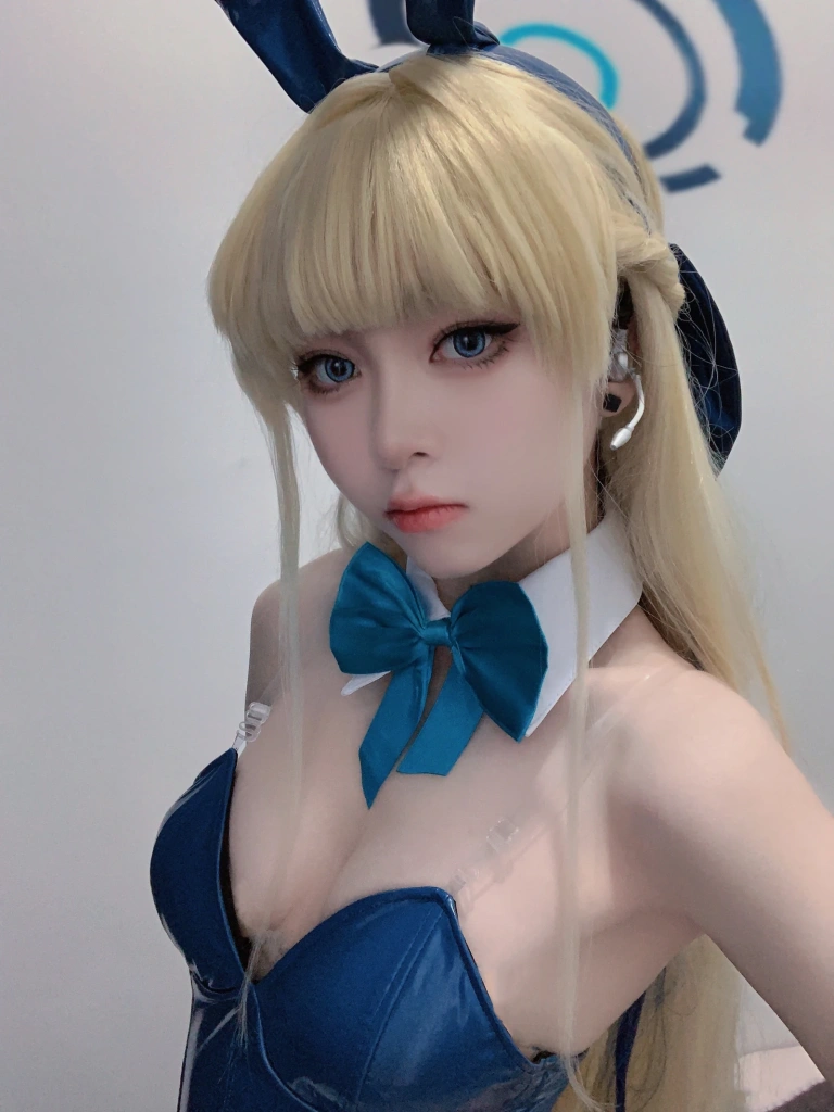 《蔚蓝档案 飞鸟马时兔女郎》｜矢量鱼 · 34张写真