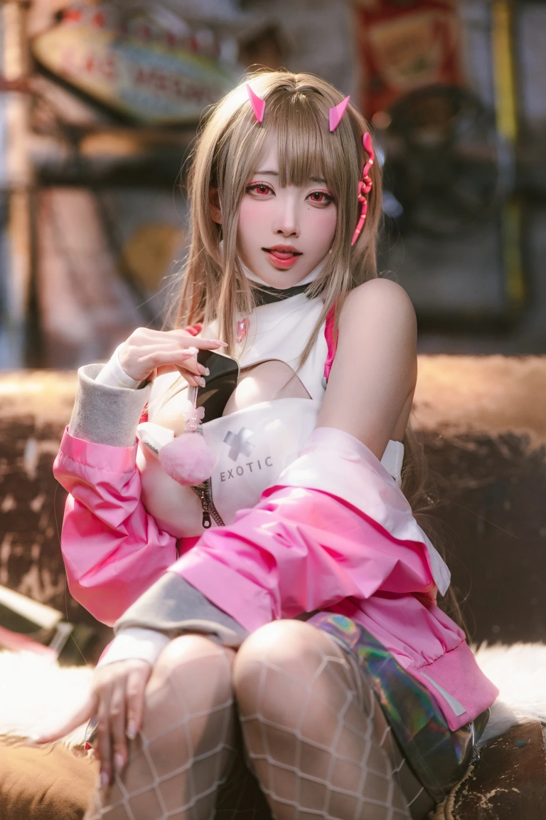 《毒蛇》｜宮本桜 · 34张写真