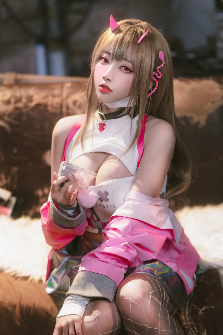 《毒蛇》｜宮本桜 · 34张写真