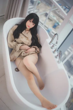 《风衣》｜汪知子 · 52张写真