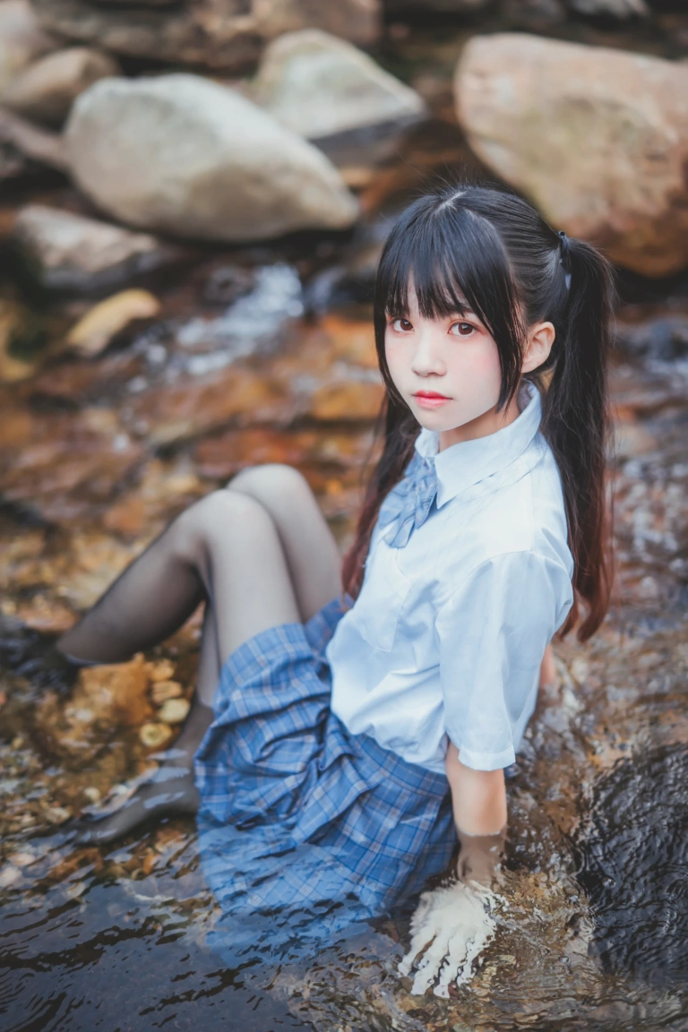 《河边死库水》｜桜桃喵 · 75张写真