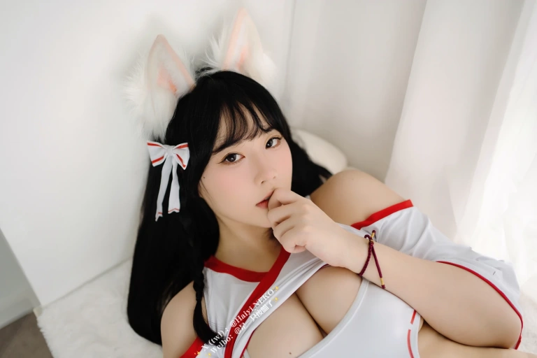《Fantia 2024年06月会员合集》｜一只废喵 · 50张写真、5 个视频