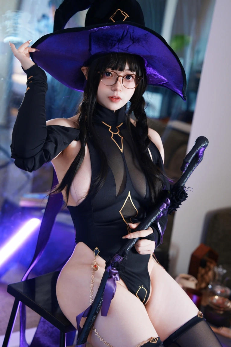 《毛毛帽 NO.009 – 魔女之夜》｜一只毛毛帽 · 105张写真、2 个视频