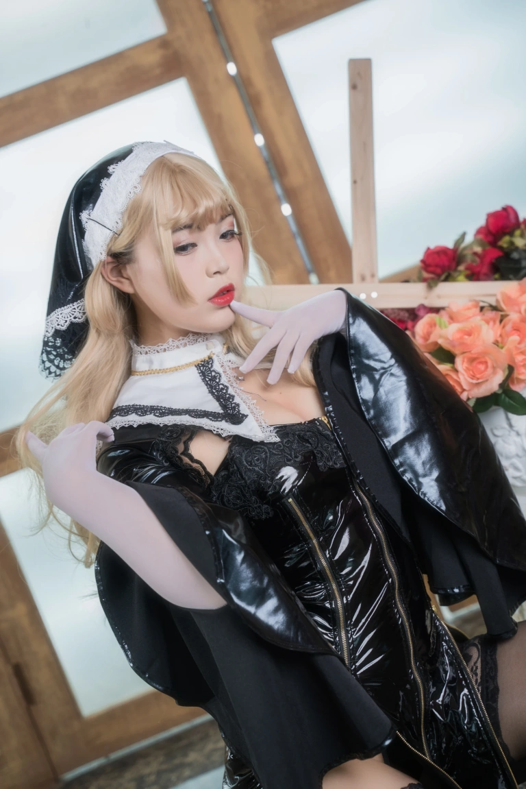 《修女》｜白烨 · 108张写真