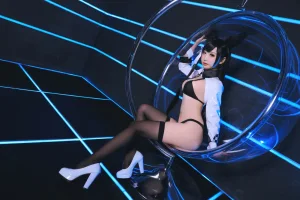 《爱宕赛车娘》｜面饼仙儿 · 17张写真
