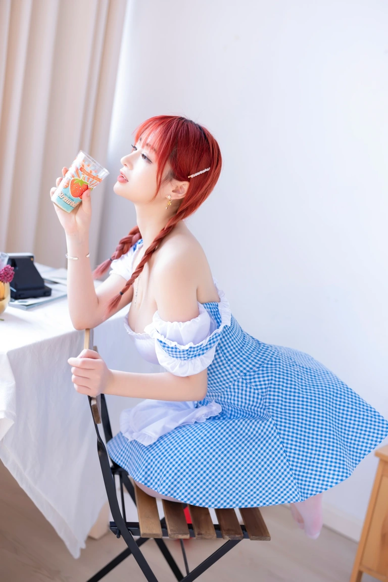 《蓝白少女》｜叉子宝宝 · 41张写真
