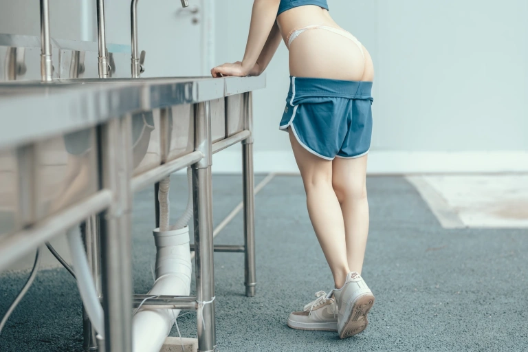 《晨跑》｜桃良阿宅 · 44张写真