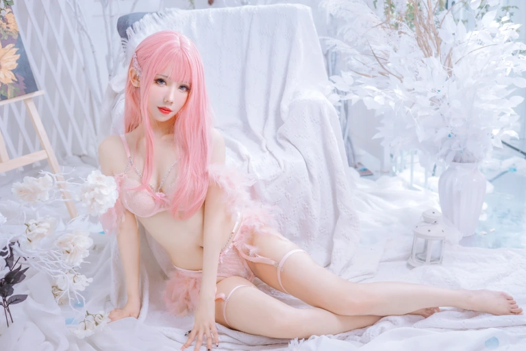 《粉色内衣》｜仙女月 · 50张写真