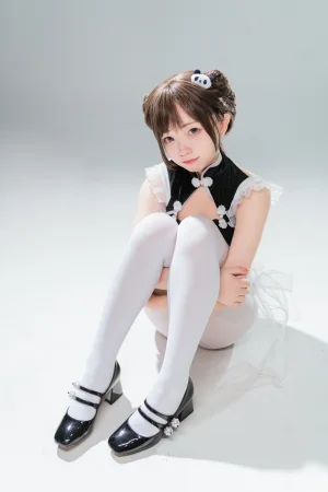 《高叉小熊猫女仆》｜花铃 · 85张写真