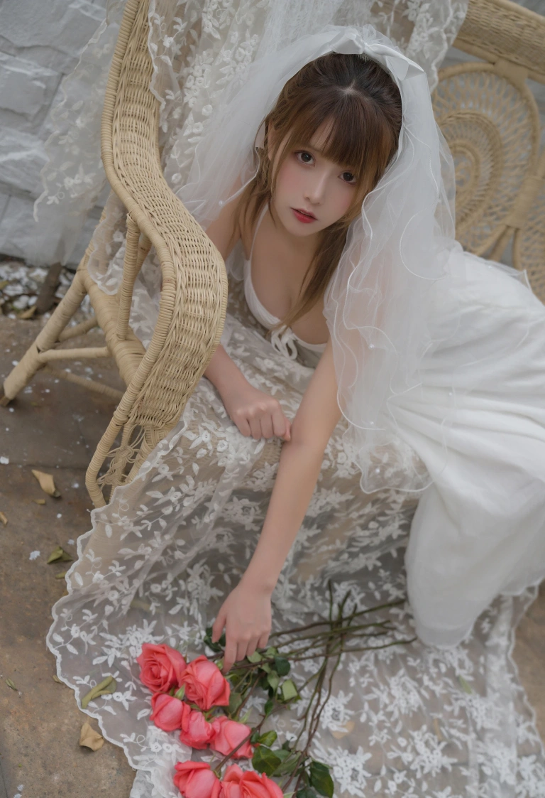 《婚纱》｜凛子酱 · 9张写真