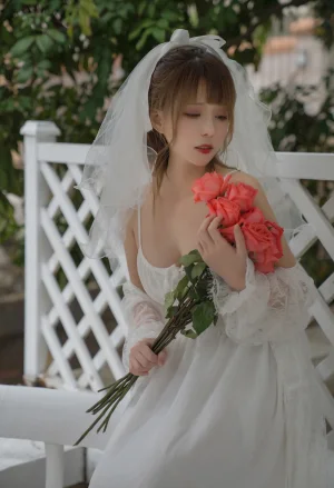 《婚纱》｜凛子酱 · 9张写真