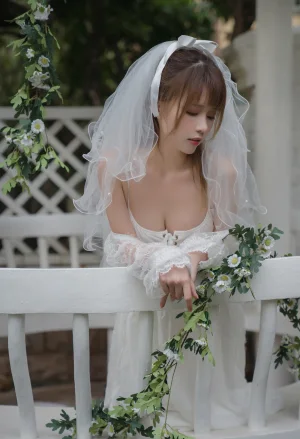 《婚纱》｜凛子酱 · 9张写真