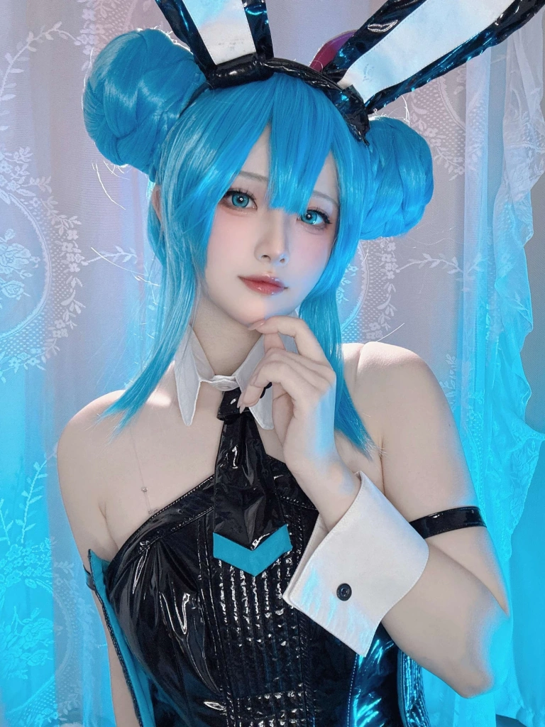 《[Patreon] 2023年07月套图会员合集》｜屿鱼 · 99张写真