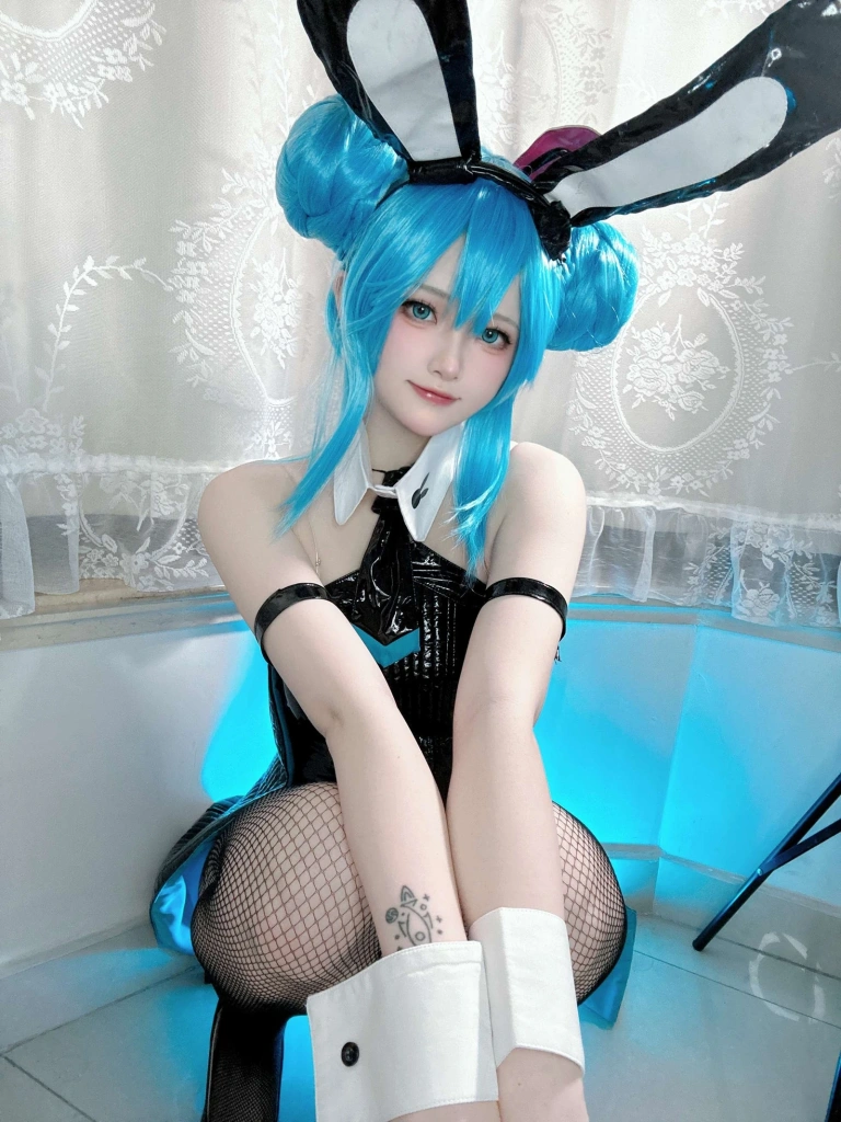 《[Patreon] 2023年07月套图会员合集》｜屿鱼 · 99张写真