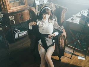 《修女》｜河豚抚子 · 15张写真