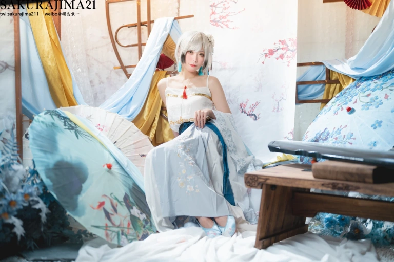 《海天 书香水榭》｜樱岛嗷一 · 16张写真