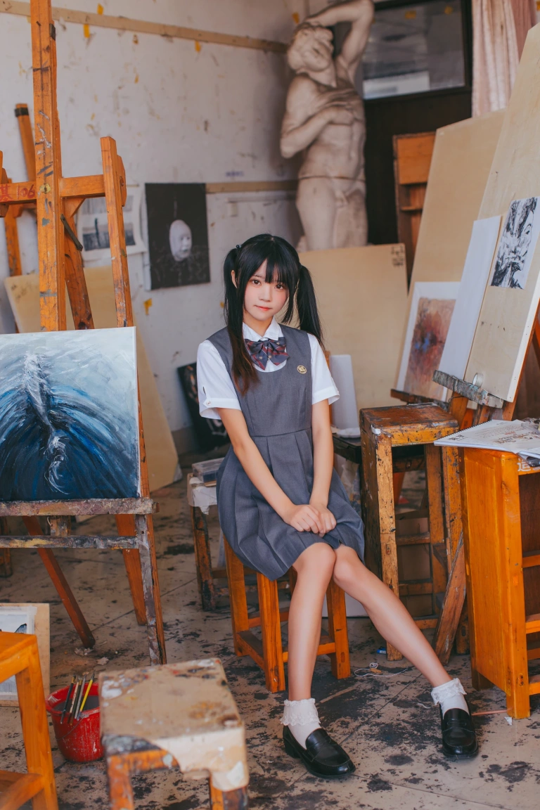 《画室少女》｜桜桃喵 · 17张写真
