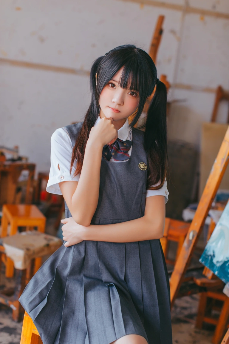 《画室少女》｜桜桃喵 · 17张写真