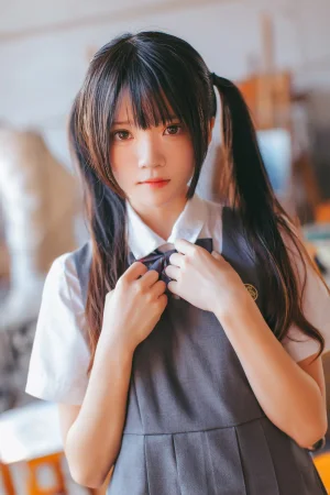 《画室少女》｜桜桃喵 · 17张写真