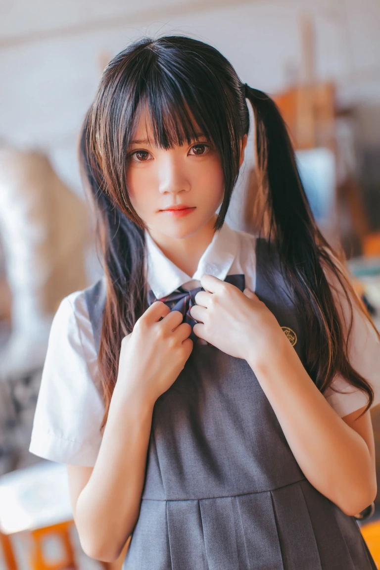 《画室少女》｜桜桃喵 · 17张写真