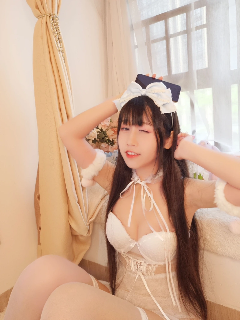 《自拍》｜不呆猫 · 18张写真