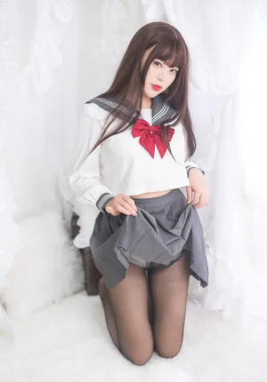 《绝对足域》｜白烨 · 77张写真、9 个视频