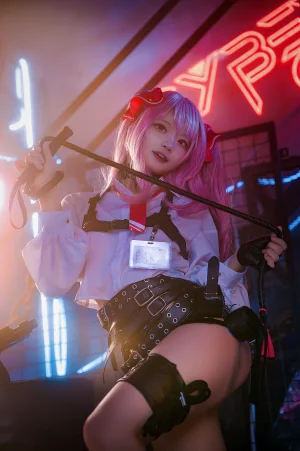 《Nikke胜利女神尤妮》｜伊喵君 · 34张写真
