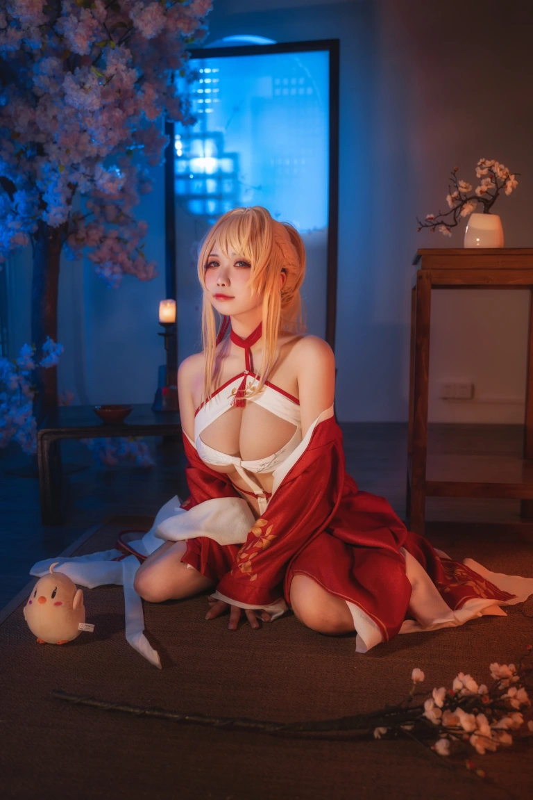 《碧蓝航线 新春光荣》｜贞子蜜桃 · 32张写真