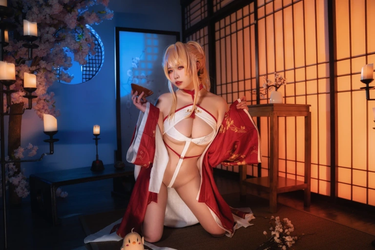 《碧蓝航线 新春光荣》｜贞子蜜桃 · 32张写真