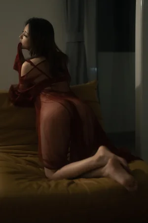 《红烛》｜桃良阿宅 · 43张写真