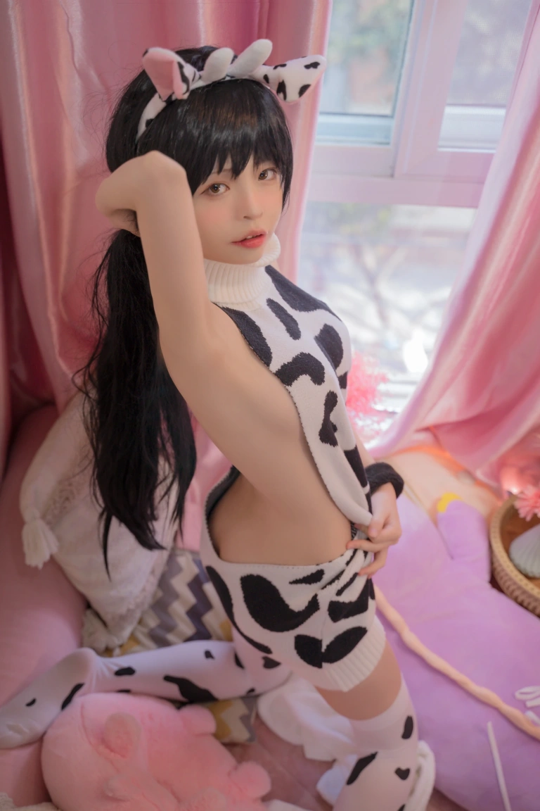 《奶牛》｜可可老师 · 50张写真