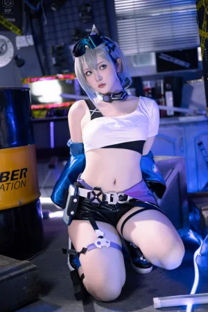 《[Patreon] 2023年09月套图会员合集》｜屿鱼 · 36张写真