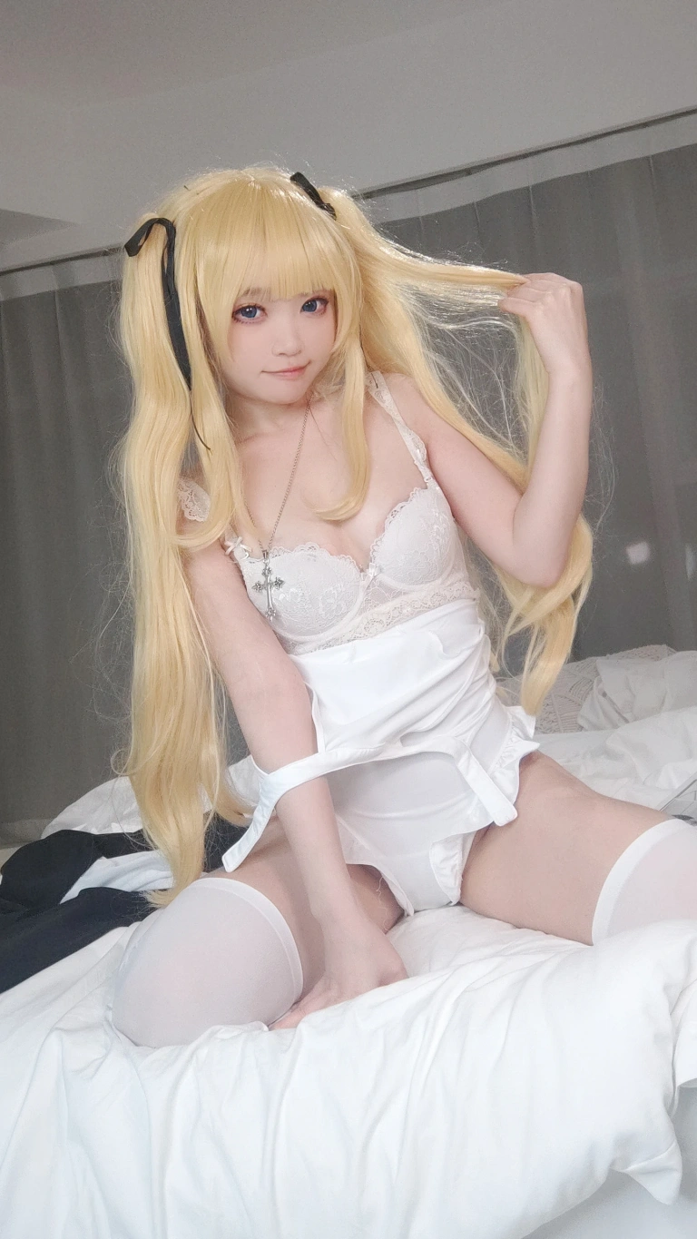 《英梨梨修女自拍》｜神沢永莉 · 129张写真
