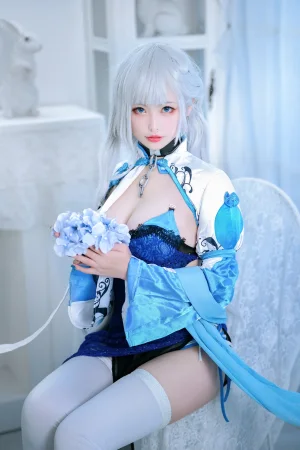 《贝尔法斯特旗袍》｜樱岛嗷一 · 15张写真