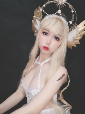《魔王的新娘》｜芋圆侑子 · 82张写真、5 个视频