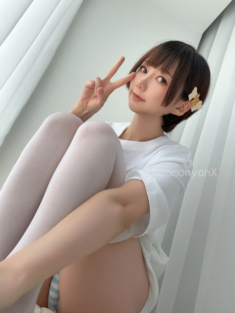 《[Fantia] 2025年06月订阅》｜雫しずく · 220张写真、4 个视频