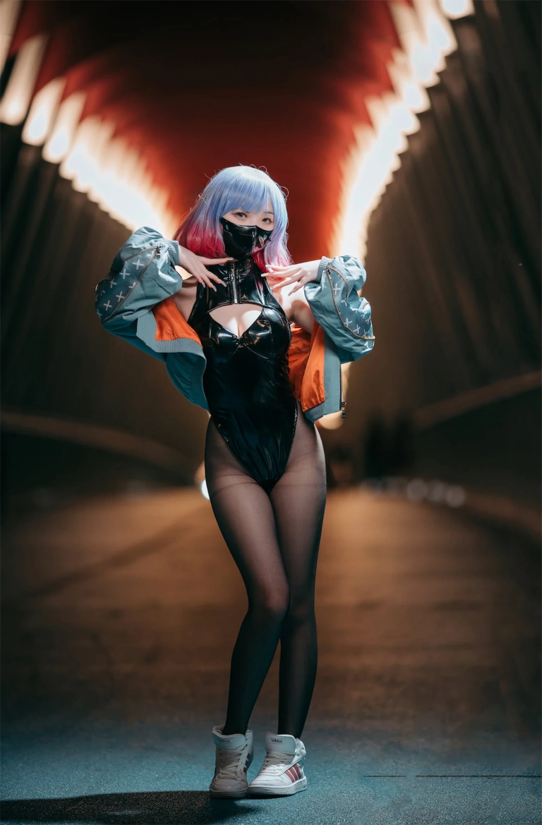 《LUNA》｜花铃 · 56张写真