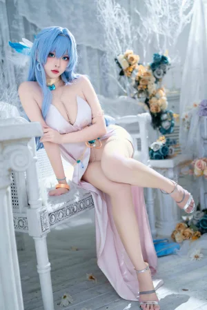 《NIKKE 胜利女神 海伦娜礼服》｜宮本桜 · 19张写真